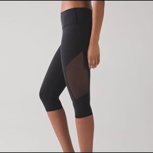 Lululemon reveal leggings